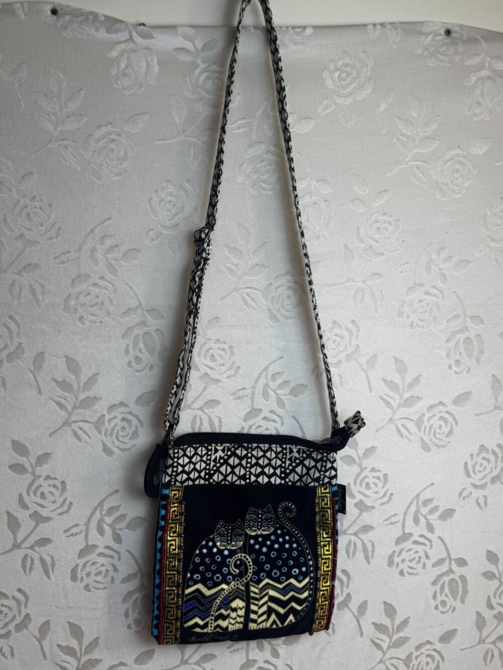 Laurel Burch Cat Print Crossbody Bag Bohemian Geometric Strap & Beaded details - Picture 2 of 13